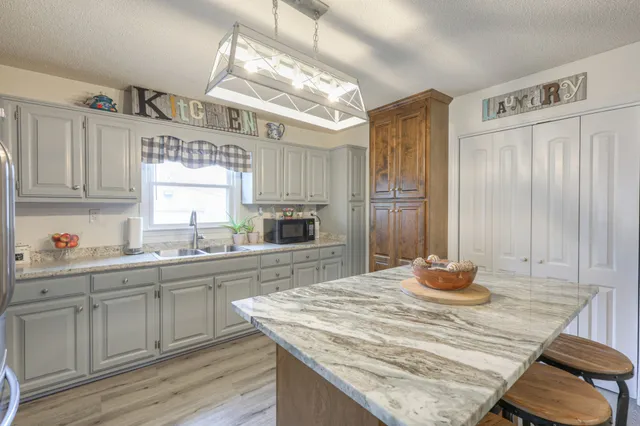 $349,900 | 636 Warner Bridge Road, Shelbyville, TN 37160