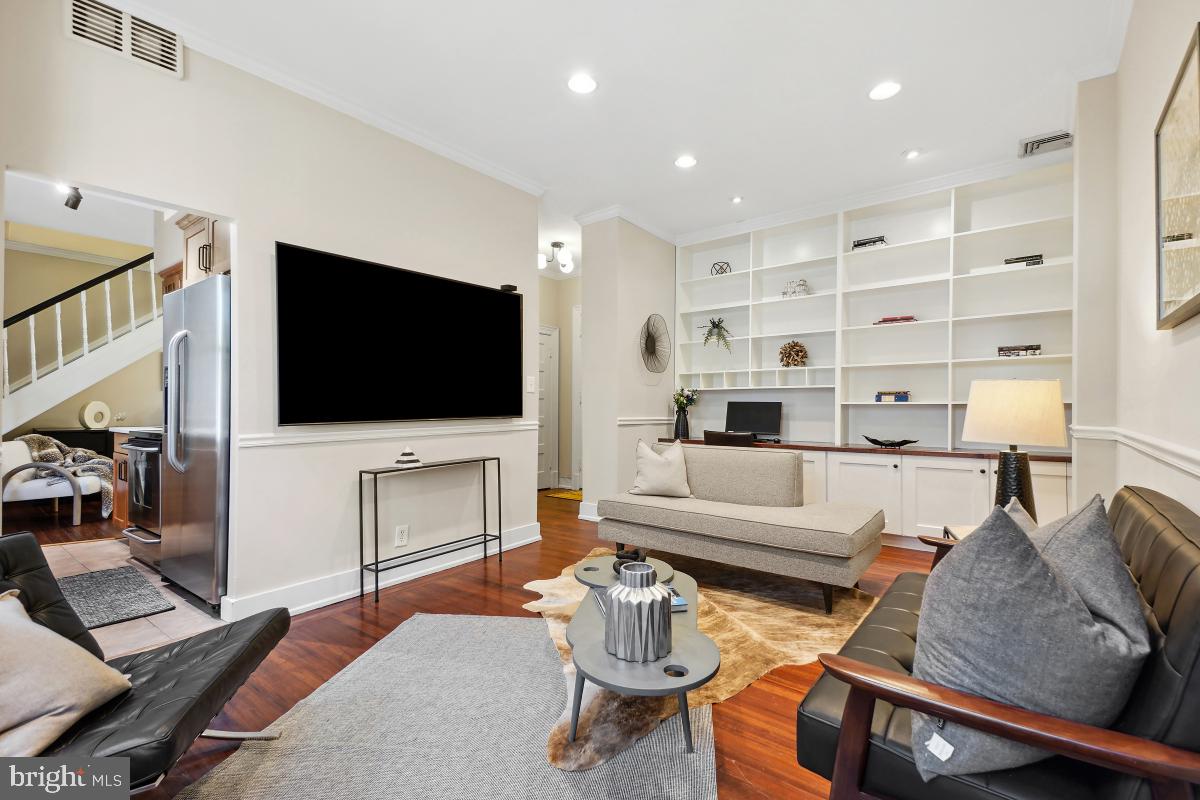 2415 20th Street Northwest, Unit 27 Washington, DC 20009 - Photo 7 of 30