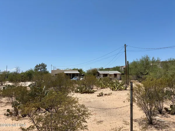 $450,000 | 1106 East Halcyon Road, Tucson, AZ 85719