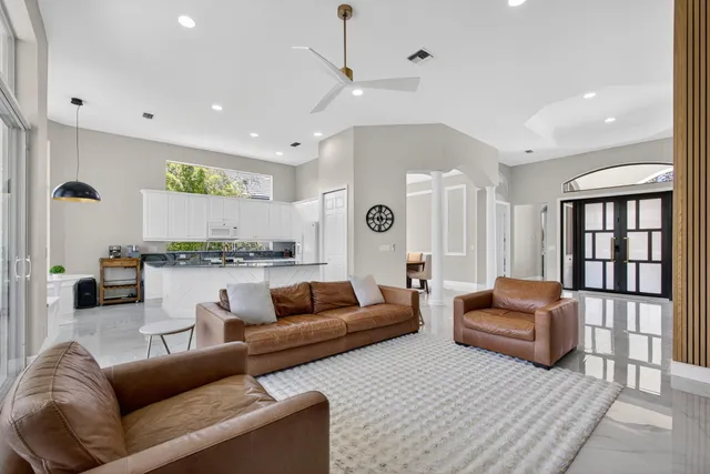 $8,500 | 6778 Oakmont Way, West Palm Beach, FL 33412