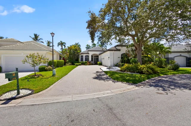 $8,500 | 6778 Oakmont Way, West Palm Beach, FL 33412