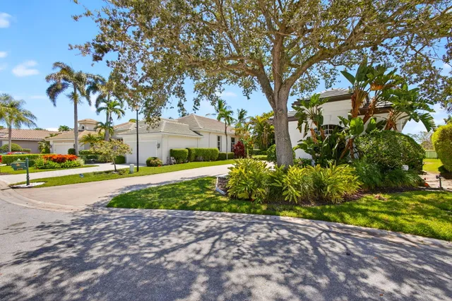 $8,500 | 6778 Oakmont Way, West Palm Beach, FL 33412