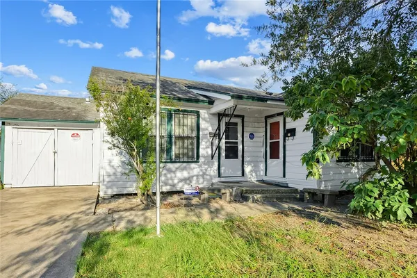 $900 | 1636 15th Street, Corpus Christi, TX 78404