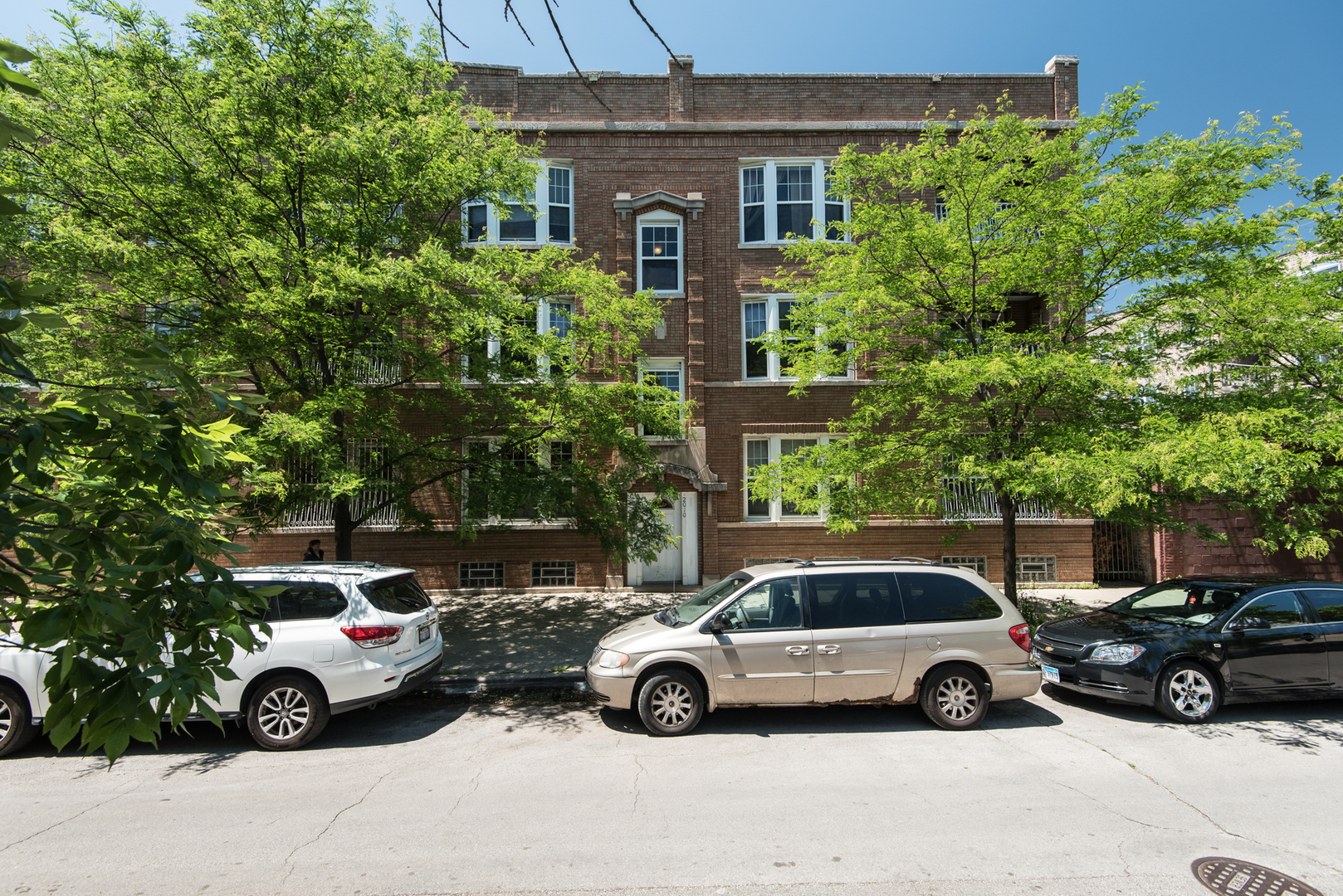 2010 North Spaulding Avenue, Unit 1 Chicago, IL 60647 - Photo 1 of 27