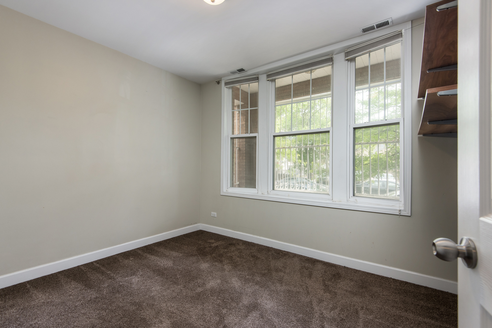 2010 North Spaulding Avenue, Unit 1 Chicago, IL 60647 - Photo 15 of 27