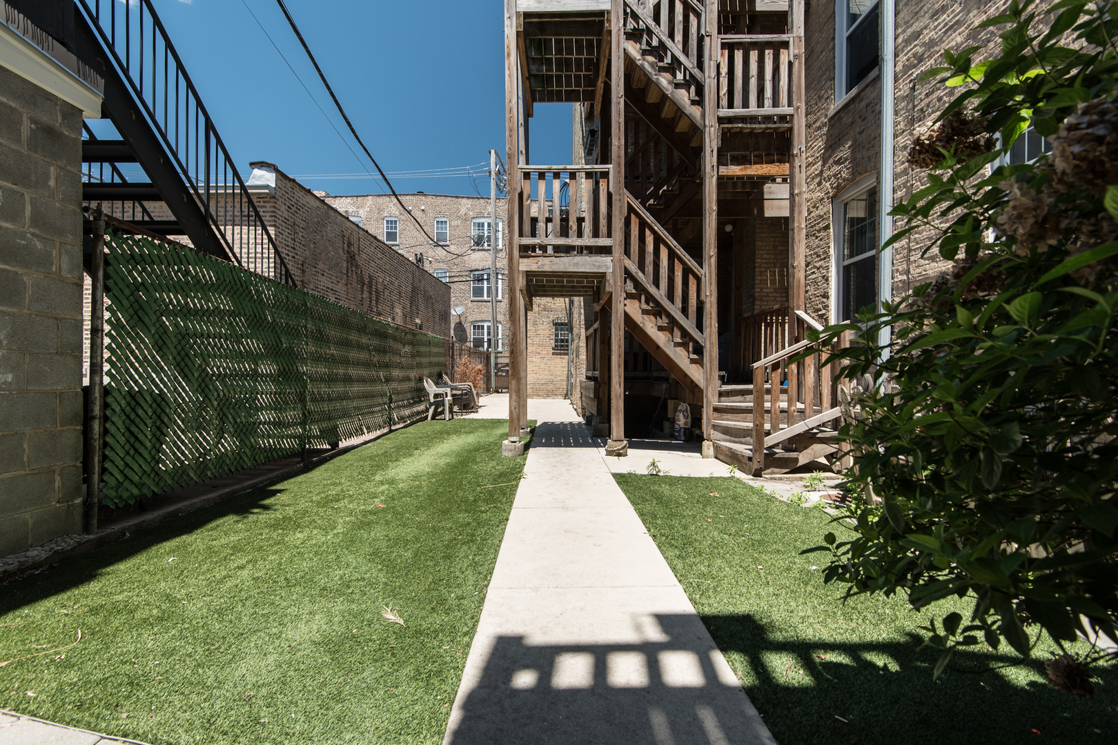 2010 North Spaulding Avenue, Unit 1 Chicago, IL 60647 - Photo 24 of 27