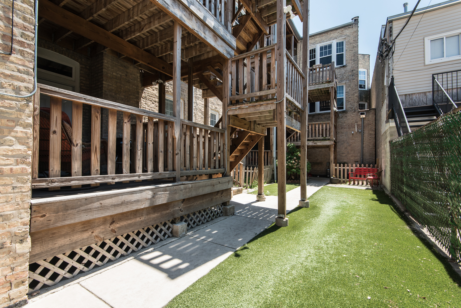 2010 North Spaulding Avenue, Unit 1 Chicago, IL 60647 - Photo 26 of 27
