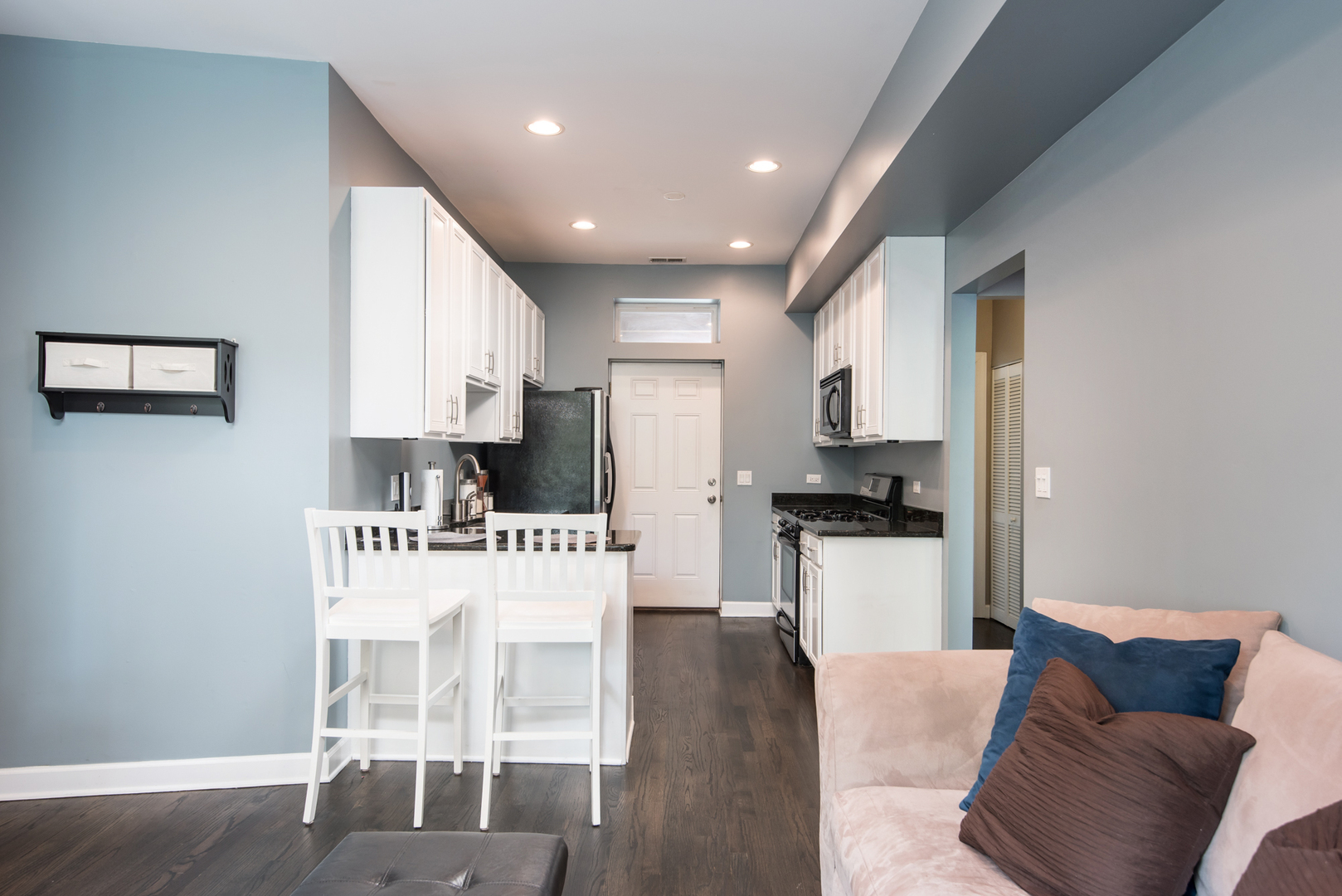 2010 North Spaulding Avenue, Unit 1 Chicago, IL 60647 - Photo 5 of 27