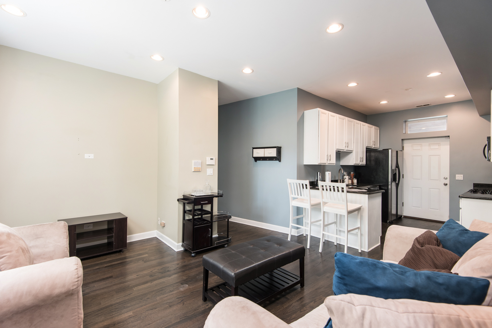 2010 North Spaulding Avenue, Unit 1 Chicago, IL 60647 - Photo 6 of 27