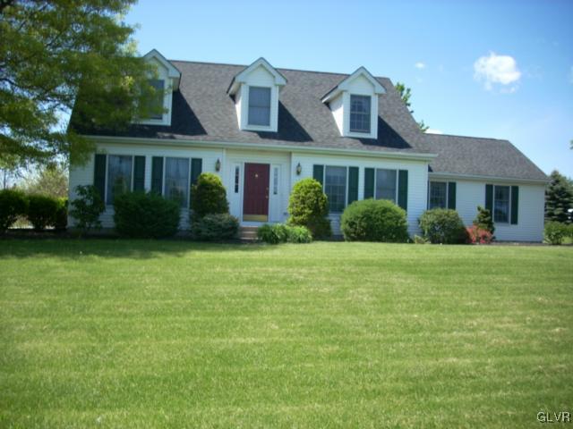 143 East Aluta Mill Road Nazareth, PA 18064 - Photo 3 of 19 Gallery Image 3