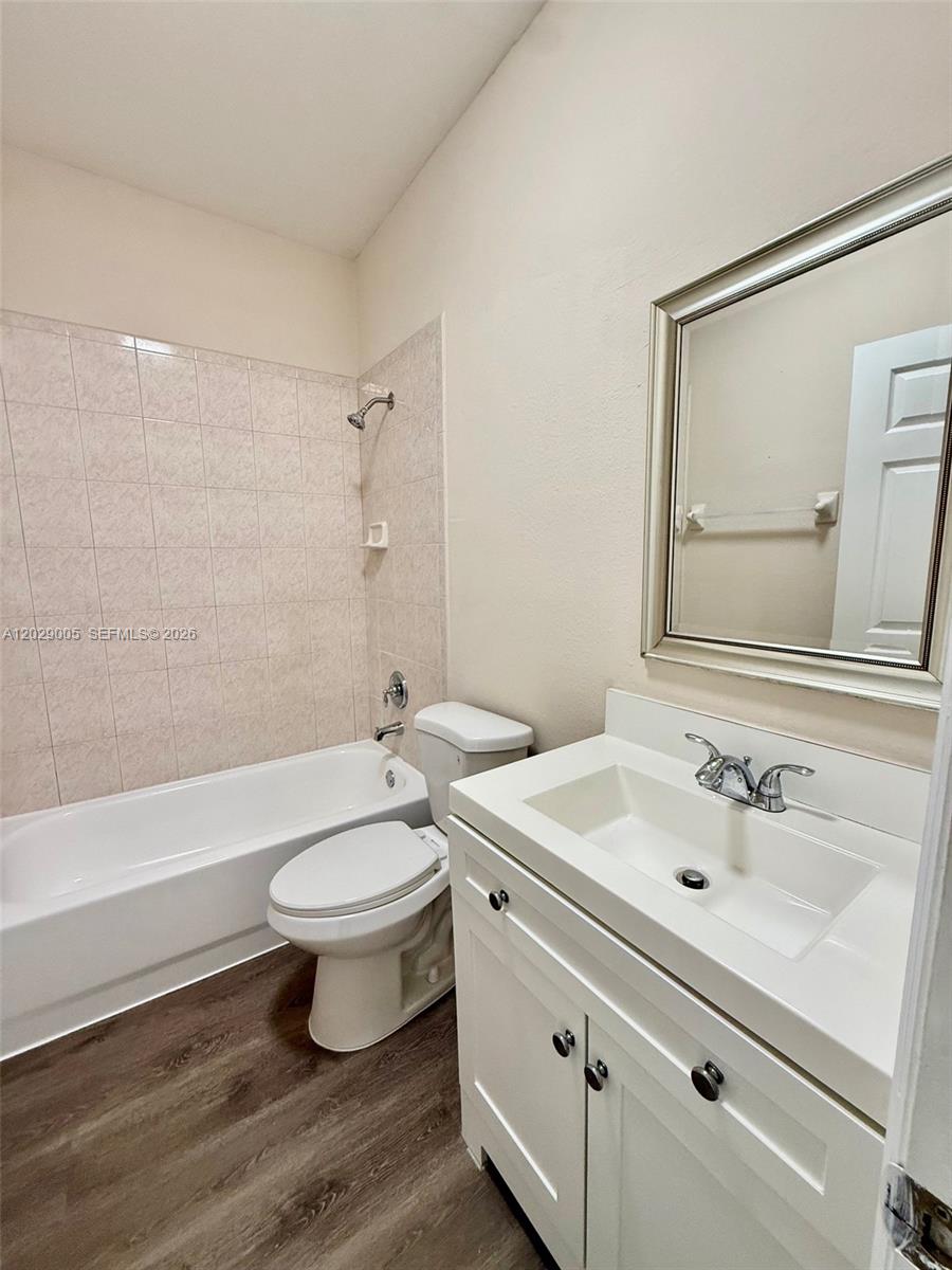 8528 Southwest 166th Place, Unit 8528 Miami, FL 33193 - Photo 26 of 27
