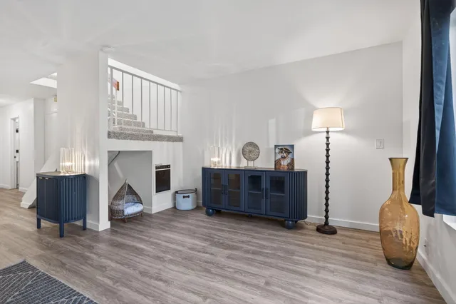 $955,000 | 969 Miramonte Drive, Unit 5, Santa Barbara, CA 93109