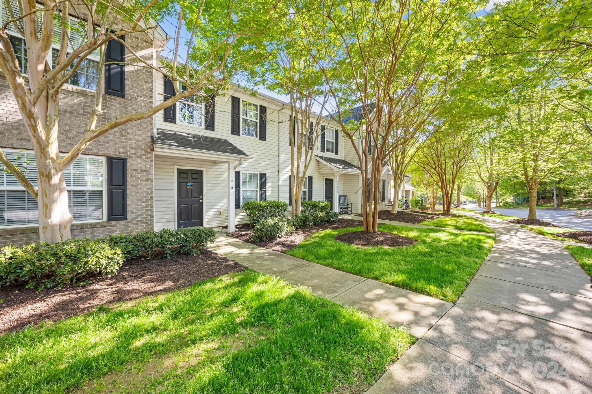 11010 Will Knox Road Cornelius, NC 28031 - Photo 2 of 24