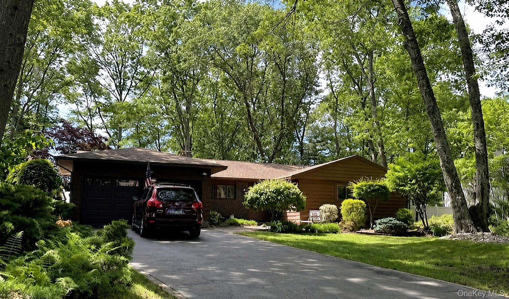 96 Fulton Boulevard Commack, NY 11725 - Photo 1 of 1