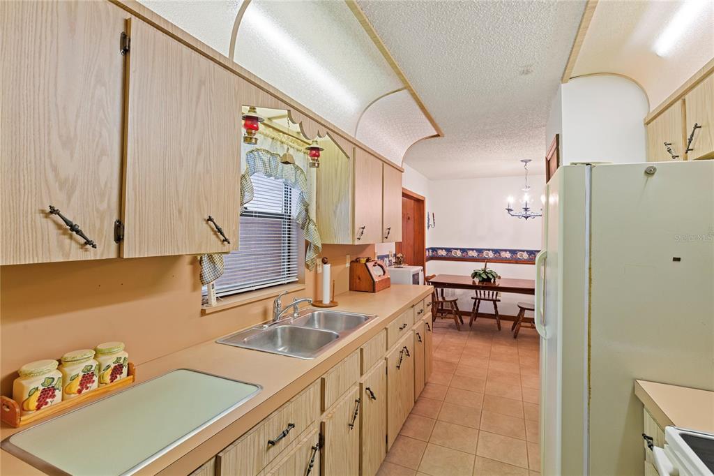 3377 Memory Lane Spring Hill, FL 34606 - Photo 27 of 42