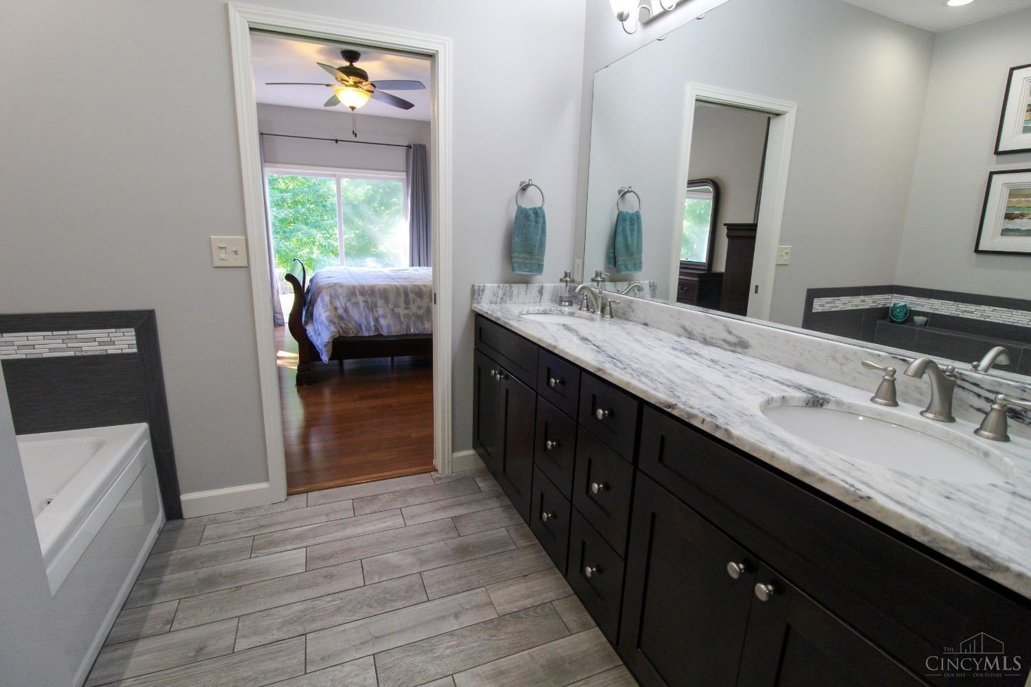 8857 Livingston Road Cincinnati, OH 45251 - Photo 23 of 49 Gallery Image 23