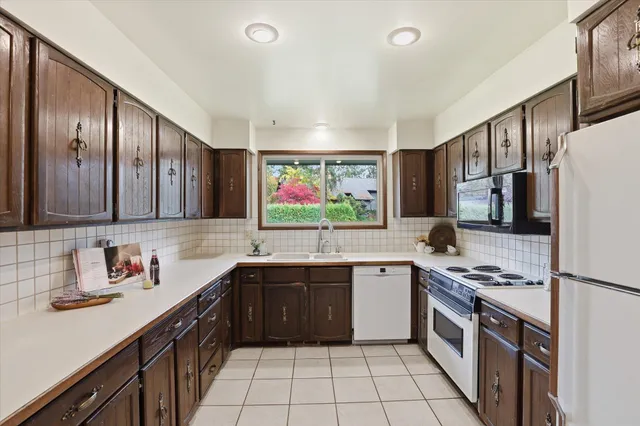 $725,000 | 2416 South Crestline Street, Spokane, WA 99203