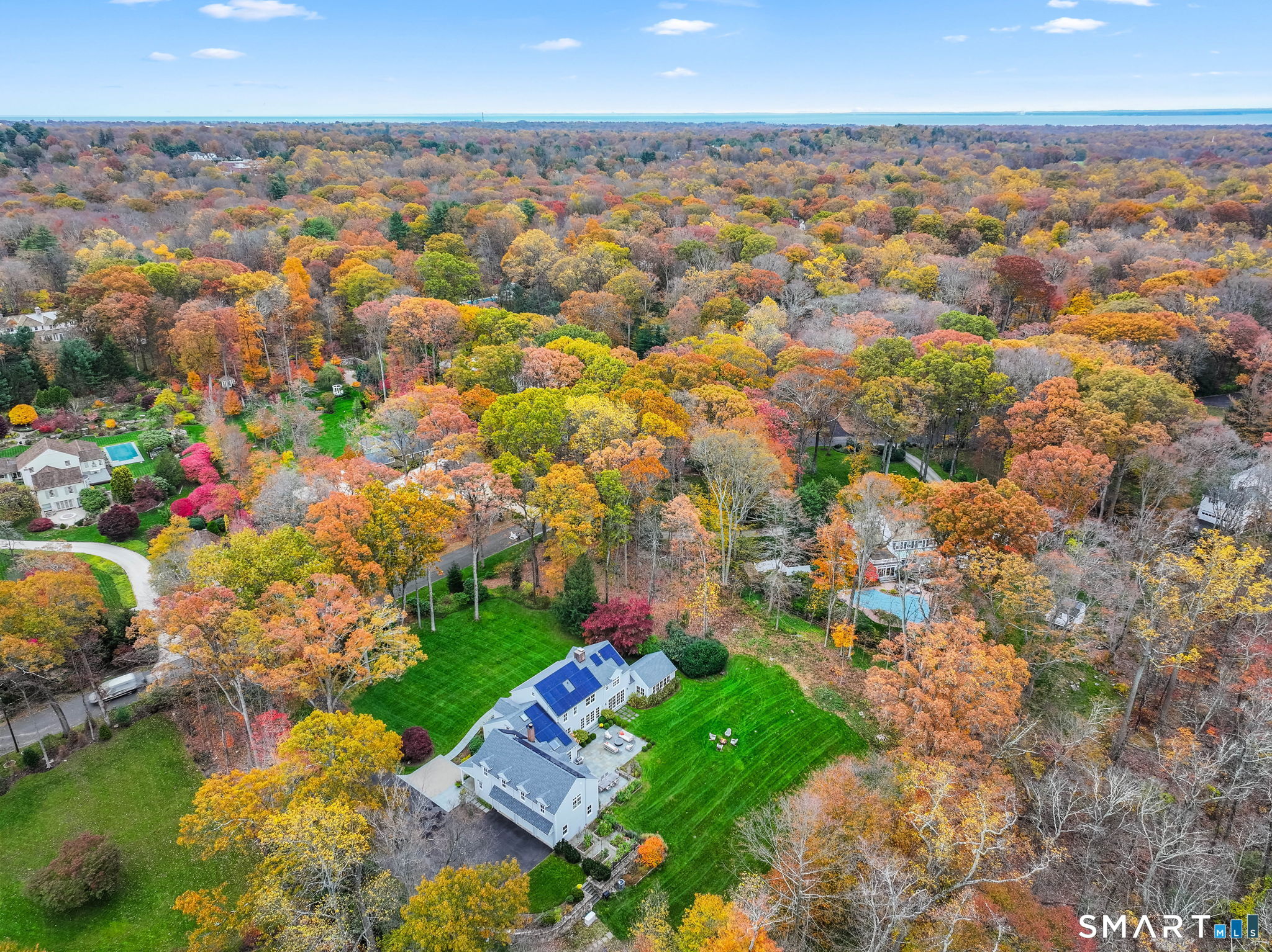 28 Crooked Mile Road Darien, CT 06820 - Photo 3 of 39