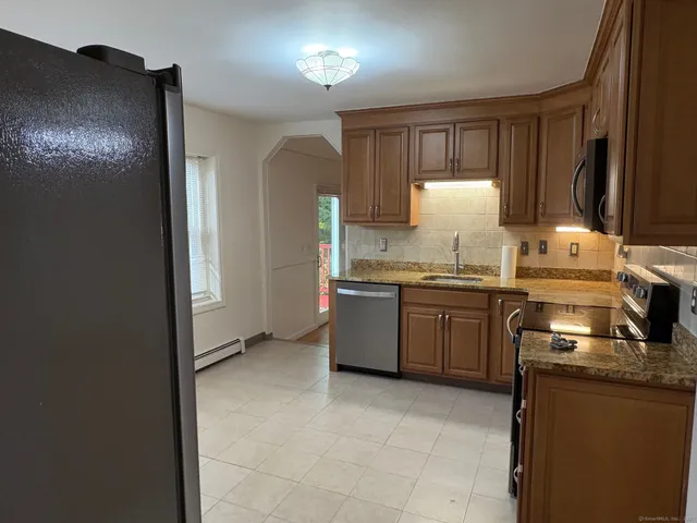 $3,000 | 5 Beaver Dam Trail, Old Saybrook, CT 06475