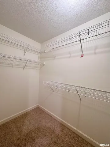 $239,000 | 504 Mill Ridge Road, Clinton, IA 52732