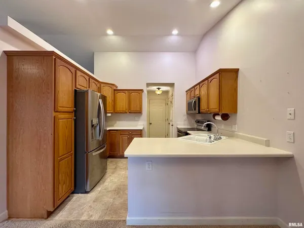 $229,900 | 504 Mill Ridge Road, Unit 2, Clinton, IA 52732