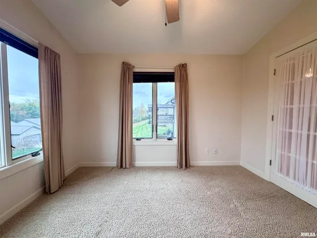 $239,000 | 504 Mill Ridge Road, Clinton, IA 52732