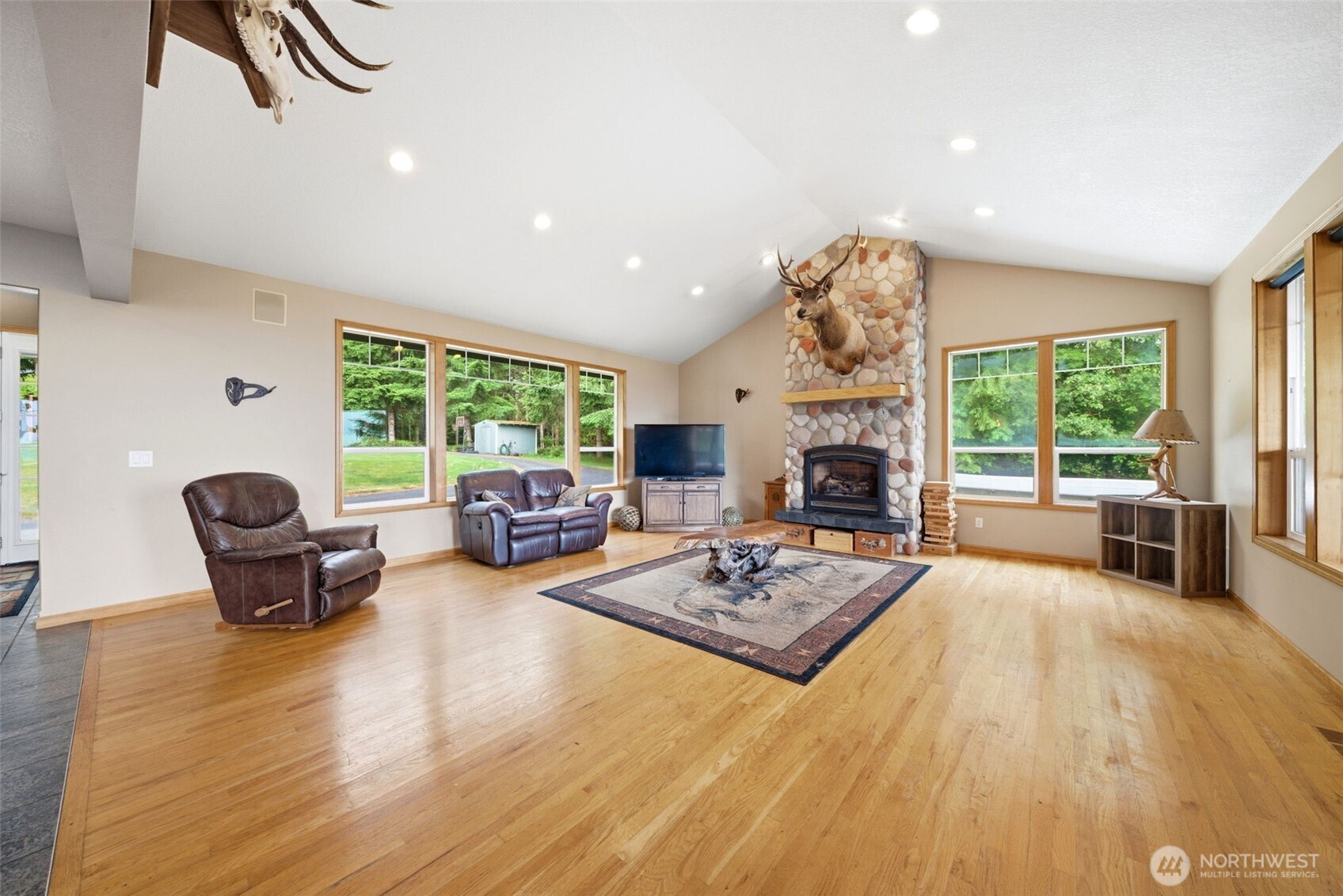 966 Lookout Road Castle Rock, WA 98611 - Photo 7 of 40