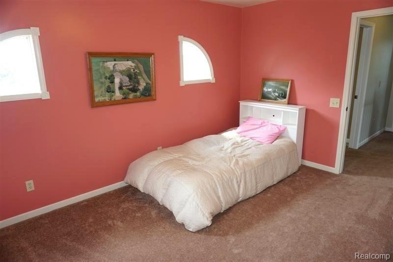 11420 Baldwin Road Gaines, MI 48436 - Photo 13 of 34