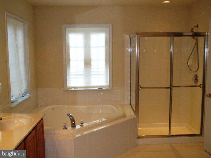 1608 Rising Ridge Road Mount Airy, MD 21771 - Photo 14 of 19 Master Bath #2