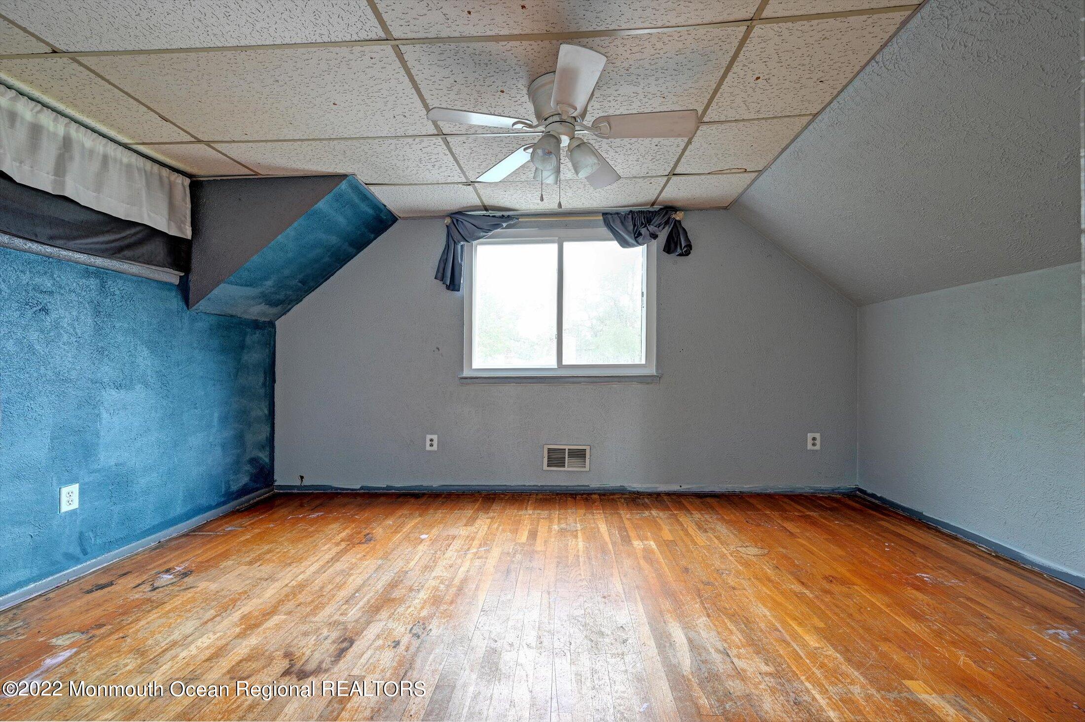 76 Salem Hill Road Howell, NJ 07731 - Photo 8 of 17 08-29484514