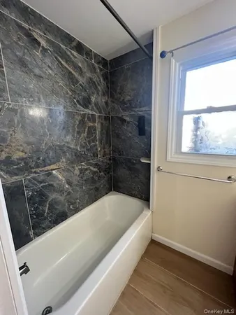 $2,325 | 117 Blydenburg Avenue, Unit B, Smithtown, NY 11787