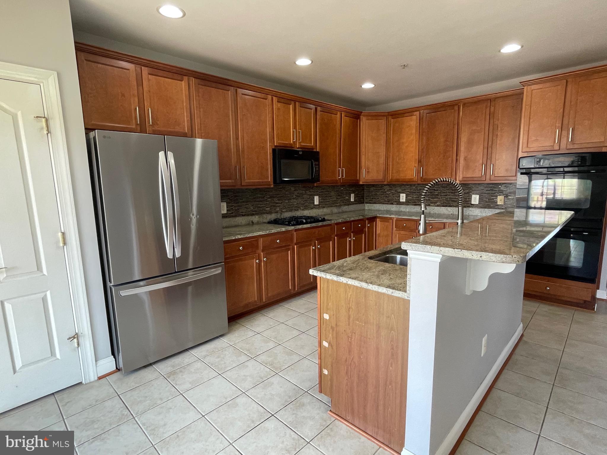 14837 Cloverdale Road Woodbridge, VA 22193 - Photo 26 of 30