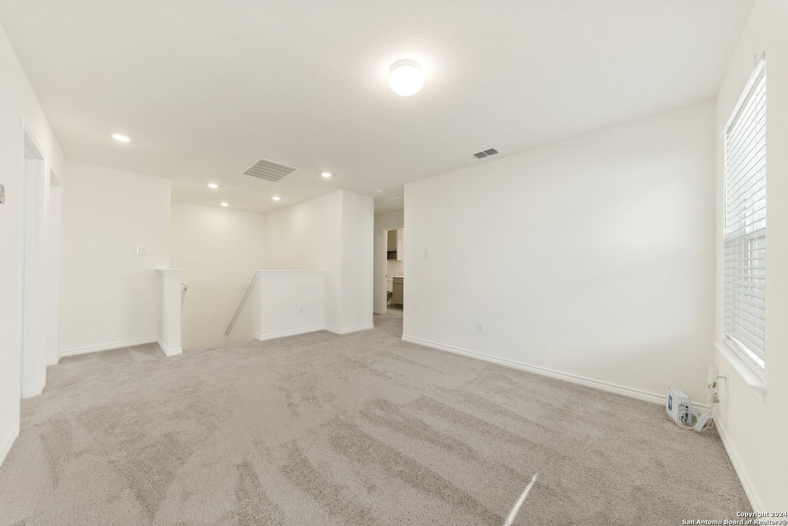 14839 Vance Jackson Road, Unit 910 San Antonio, TX 78249 - Photo 26 of 29 a view of an empty room