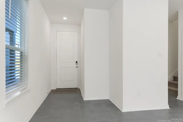 $2,300 | 14839 Vance Jackson Road, Unit 910, San Antonio, TX 78249