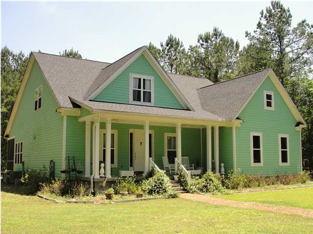 257 Barons Road Summerville, SC 29483 - Photo 1 of 4 Primary Photo