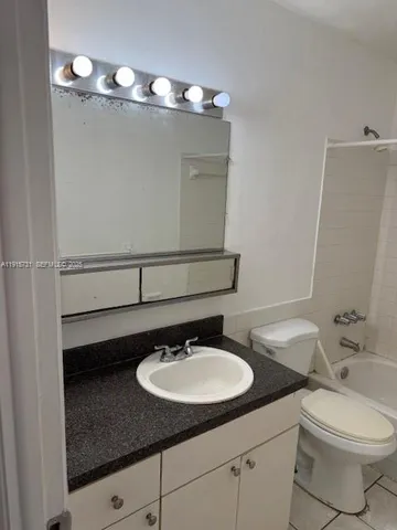 $1,400 | Loch Lomond, Pompano Beach, FL 33064