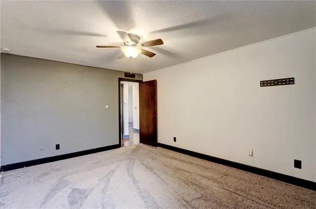 $199,000 | 1111 West 46th Street, Unit 22, Kansas City, MO 64112