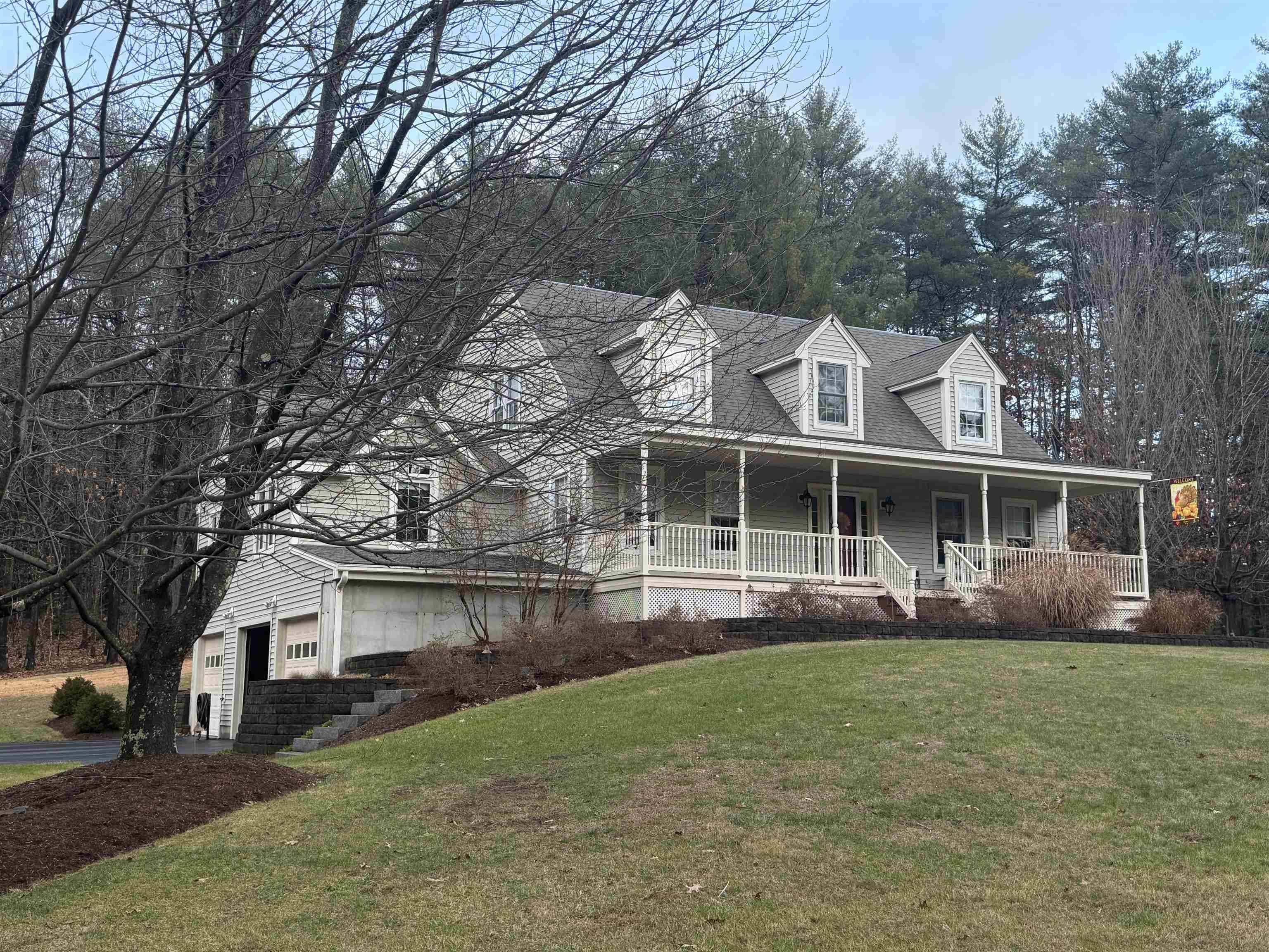 166 Amherst Street Amherst, NH 03031 - Photo 2 of 52