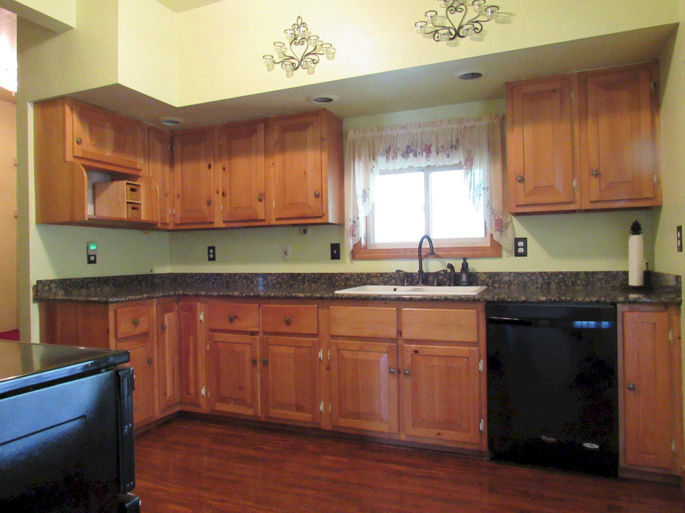 17 North Main Street Solon, ME 04979 - Photo 10 of 47 #10 Kitchen_result