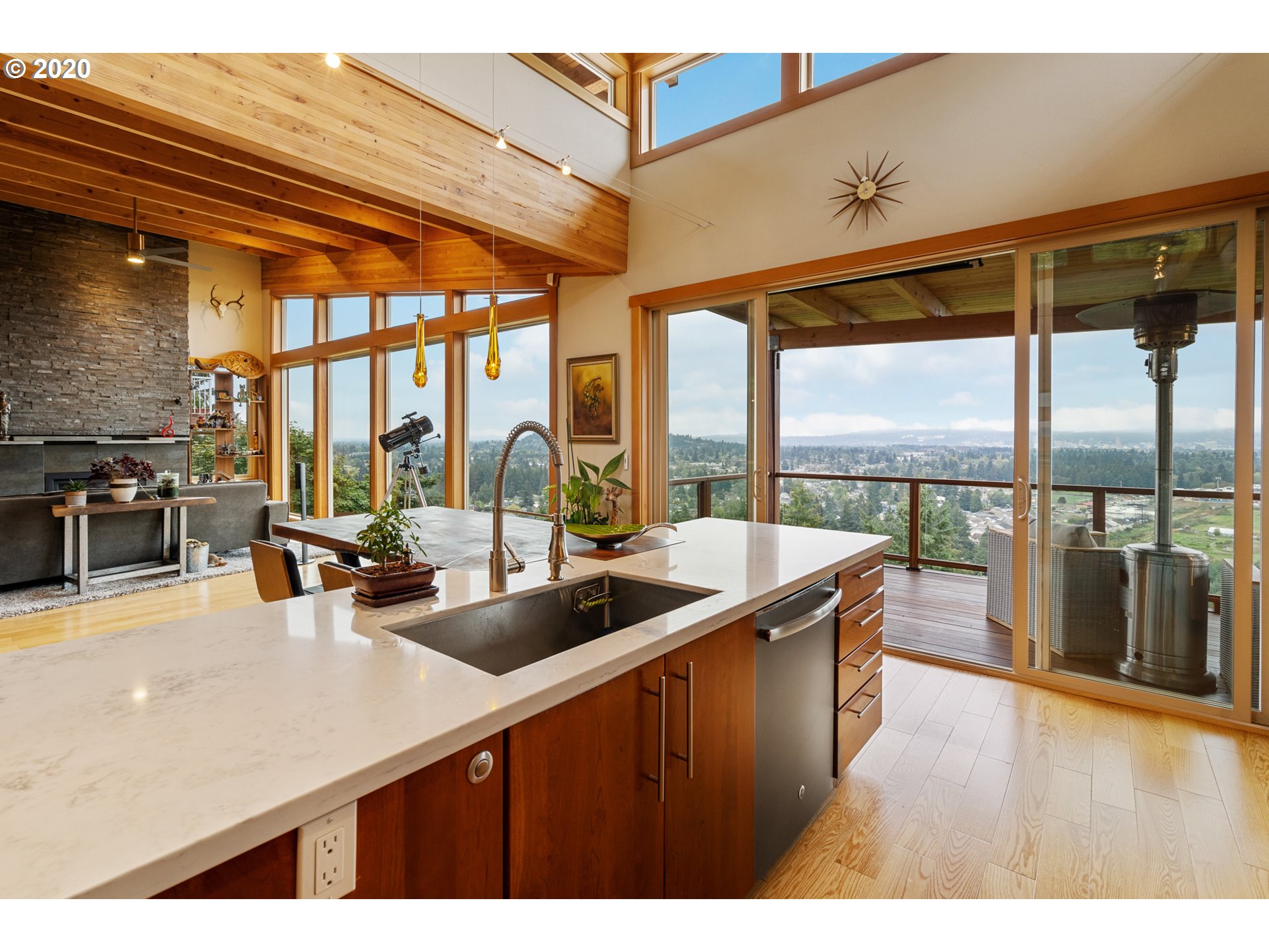 2868 Northeast Rocky Butte Road Portland, OR 97220 - Photo 11 of 32 Gallery Image 11