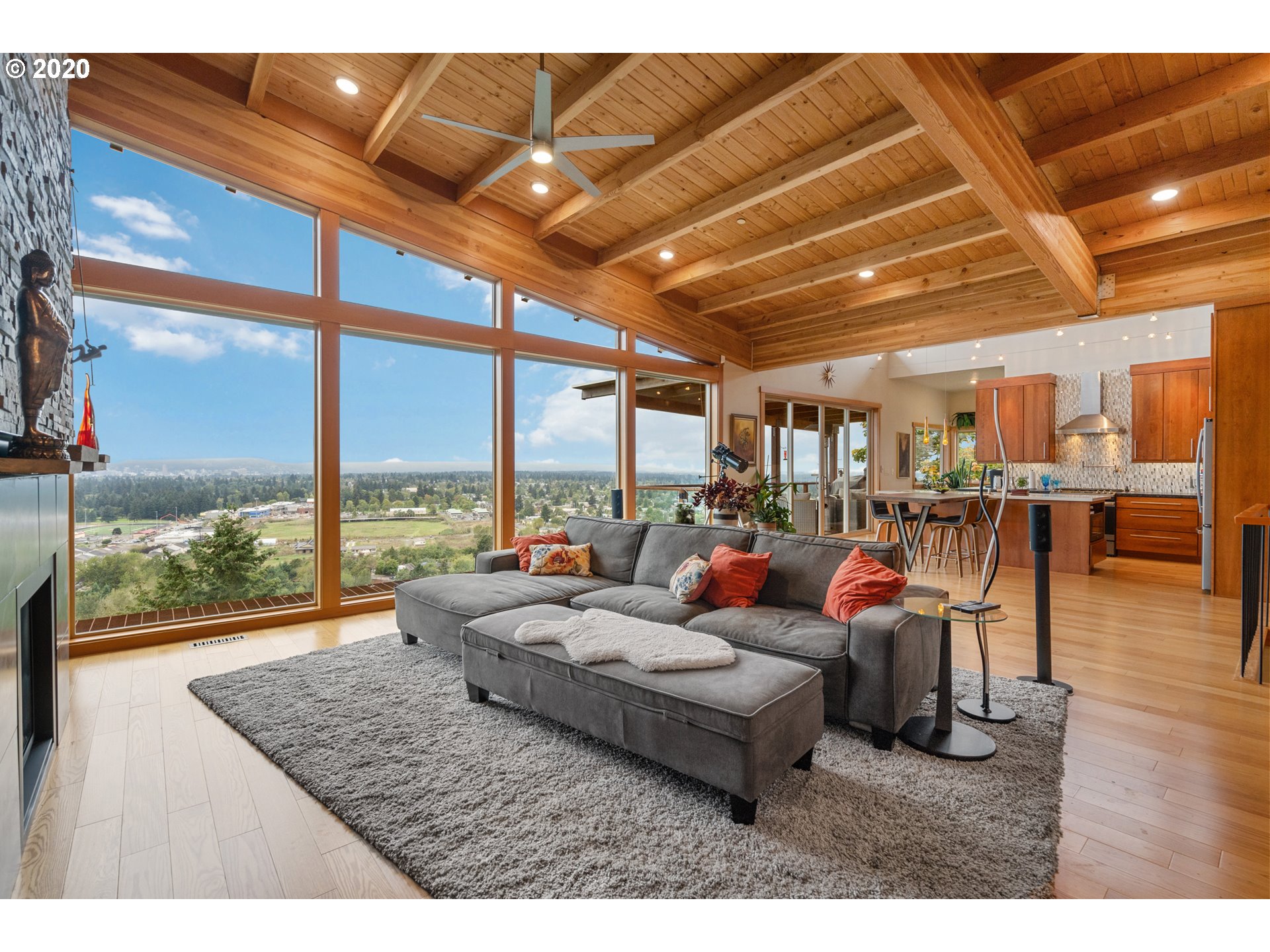 2868 Northeast Rocky Butte Road Portland, OR 97220 - Photo 12 of 32 Gallery Image 12