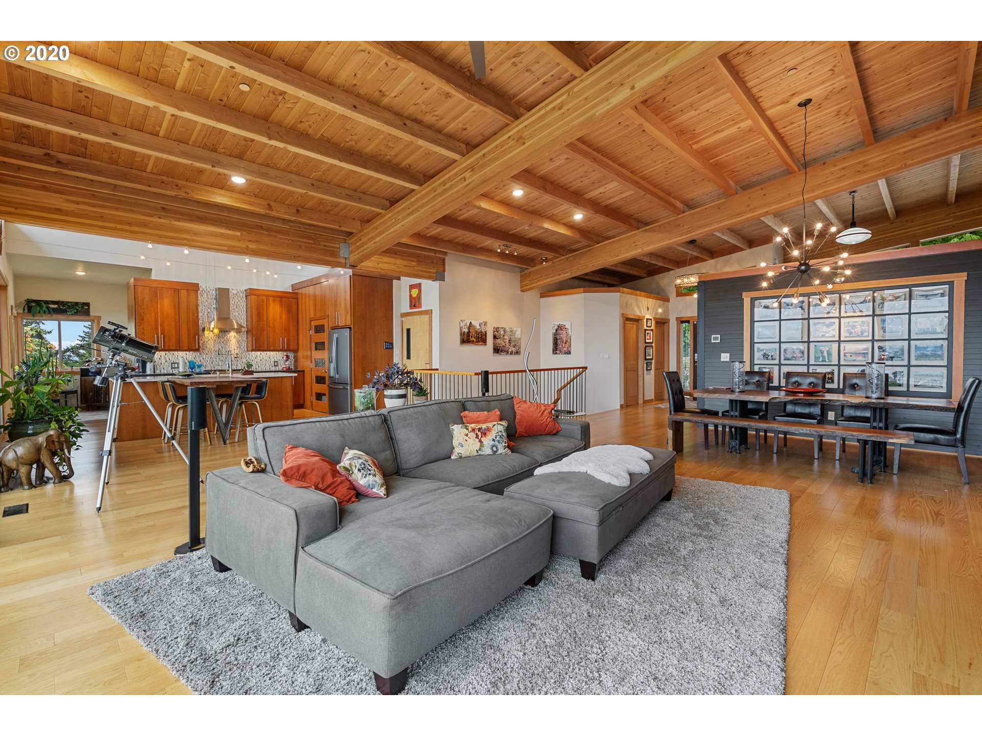 2868 Northeast Rocky Butte Road Portland, OR 97220 - Photo 13 of 32 Gallery Image 13