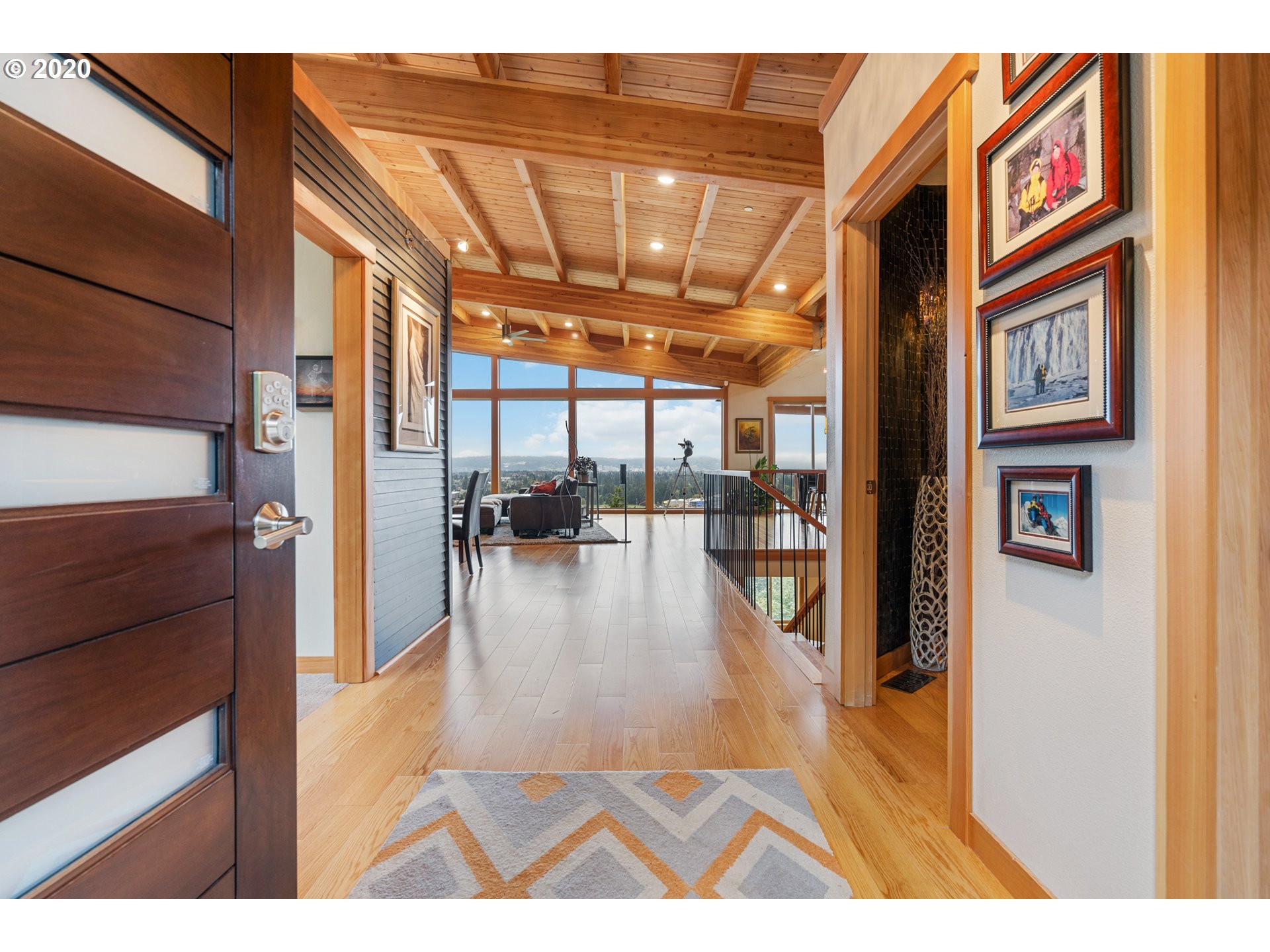 2868 Northeast Rocky Butte Road Portland, OR 97220 - Photo 4 of 32 Gallery Image 4