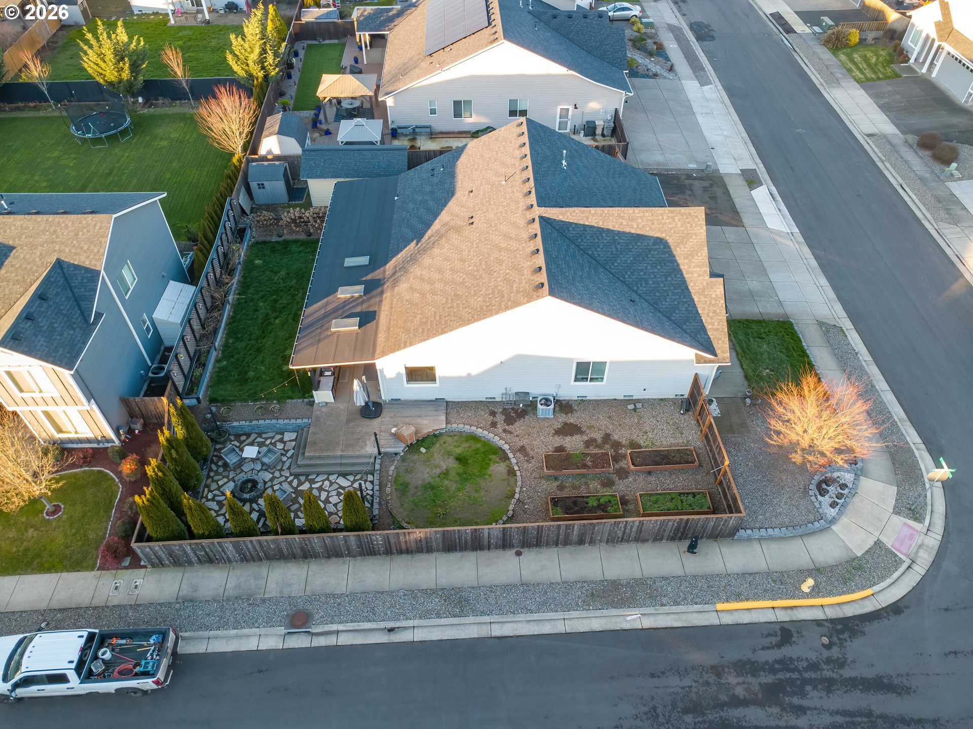 6284 Barker Street Albany, OR 97321 - Photo 2 of 44