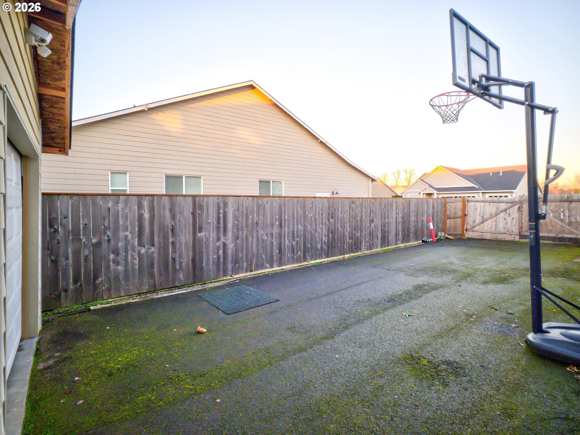 6284 Barker Street Albany, OR 97321 - Photo 21 of 44
