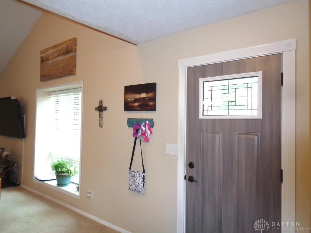 6885 Shull Road Dayton, OH 45424 - Photo 4 of 36 Gallery Image 4