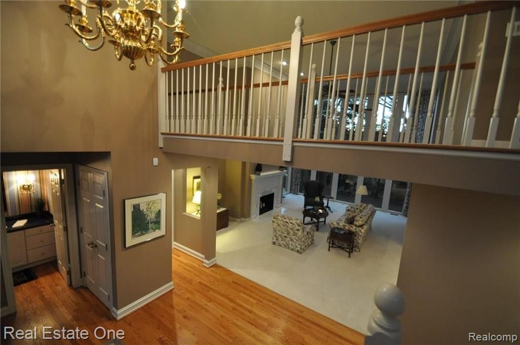 6360 Peach Tree Court Rochester Hills, MI 48306 - Photo 8 of 55