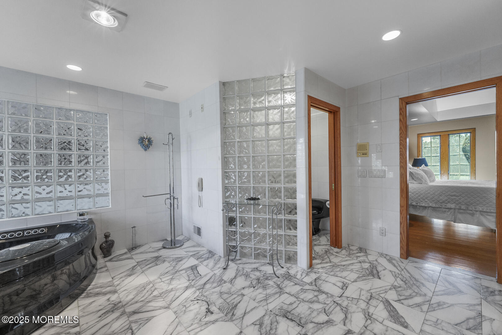 18 Schoolhouse Road Cream Ridge, NJ 08514 - Photo 108 of 136 DSC08768