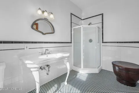 $3,500,000 | 18 Schoolhouse Road, Cream Ridge, NJ 08514