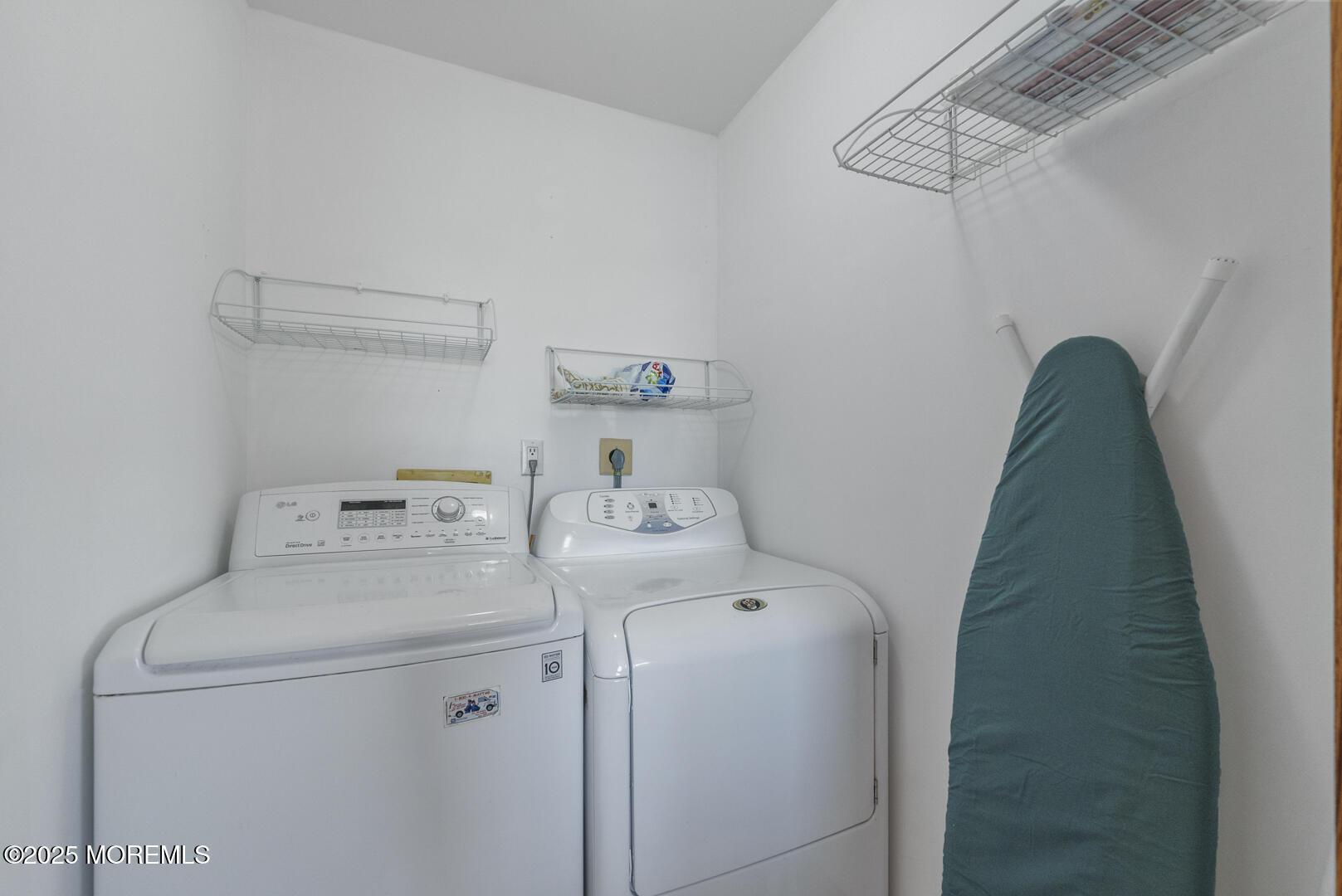 18 Schoolhouse Road Cream Ridge, NJ 08514 - Photo 21 of 136 DSC08713